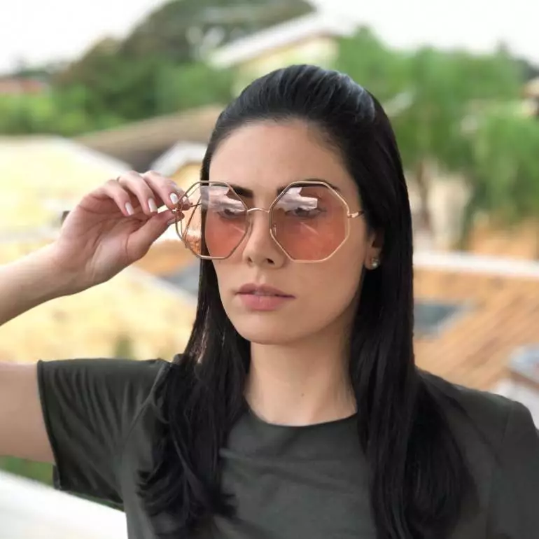 saline.com.br oculos de sol chiara rosa transparente 1
