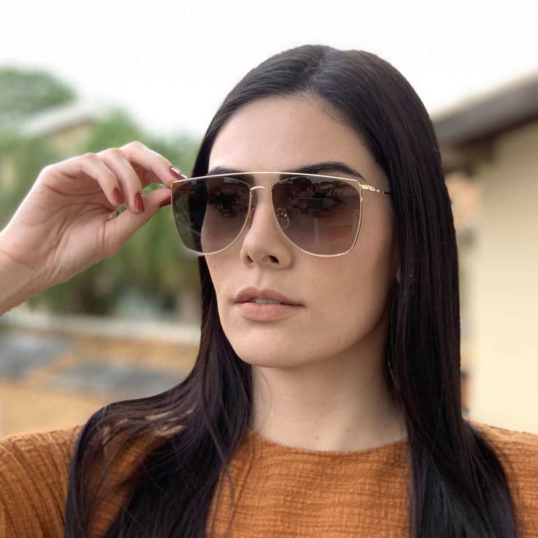saline.com.br oculos de sol carina dourado com lente verde 1
