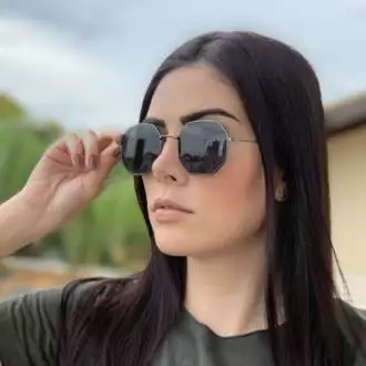 oculos de sol quadrado preto elisa 4 0 3