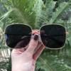 saline.com.br oculos de sol quadrado malibu dourado 3