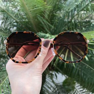 saline.com.br oculos de sol quadrado sarah 2 0 onca 3