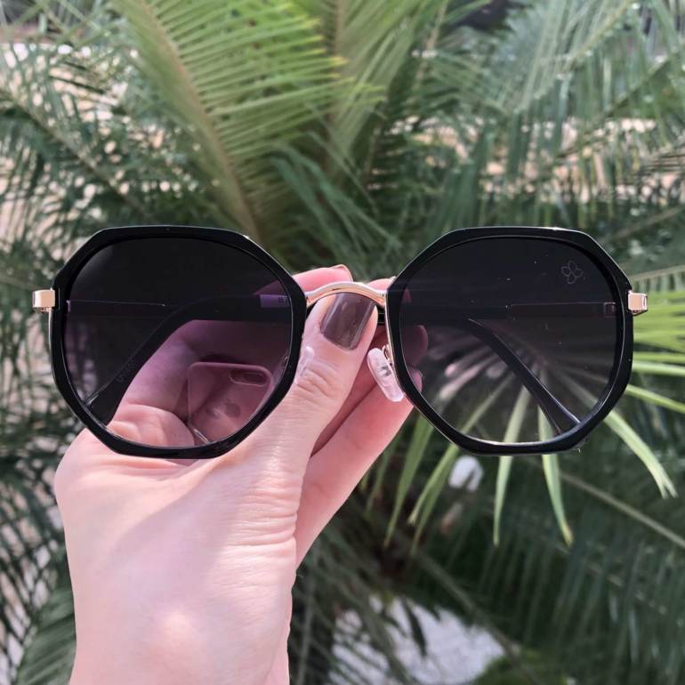 saline.com.br oculos de sol quadrado sarah 2 0 preto