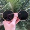 safine com br oculos de sol octagonal dourado com preto