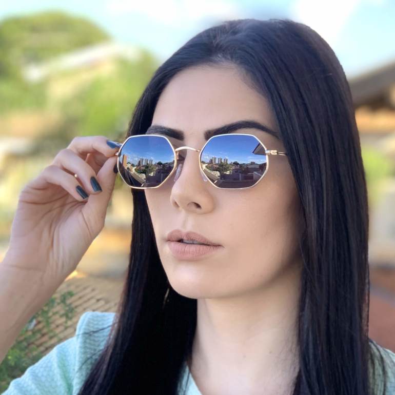 safine com br oculos de sol hexagonal preto com dourado luci 2