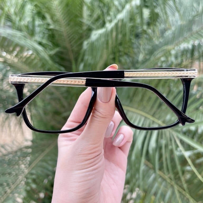 Óculos de Grau Quadrado Preto Marisa