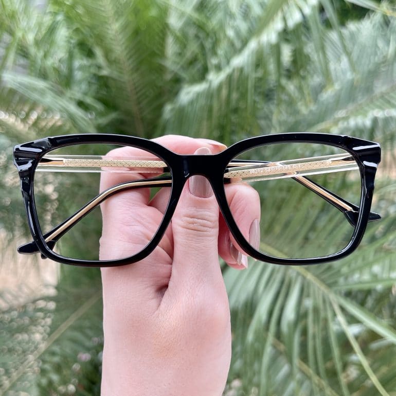 Óculos de Grau Quadrado Preto Marisa