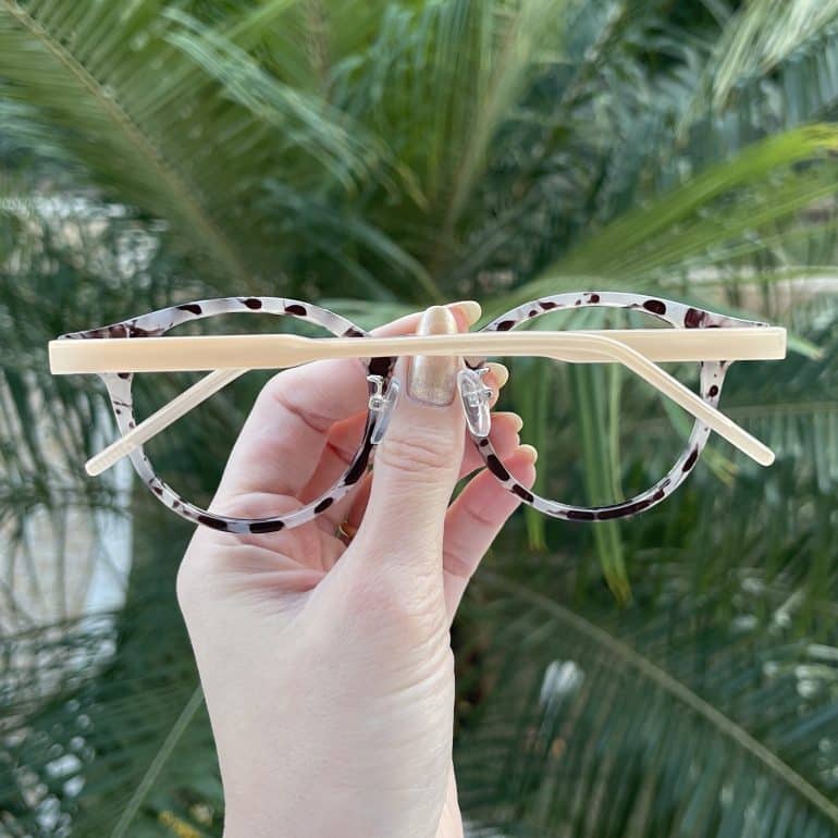 safine com br oculos de grau feminino redondo tartaruga e rosa jamile 1