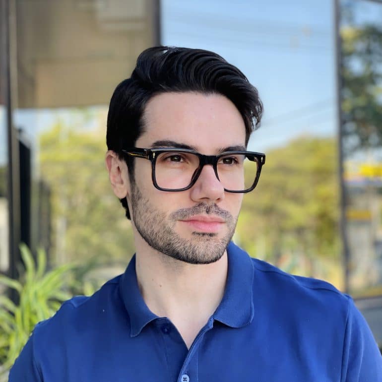 safine com br oculos de grau masculino quadrado preto e tartaruga enzo 1
