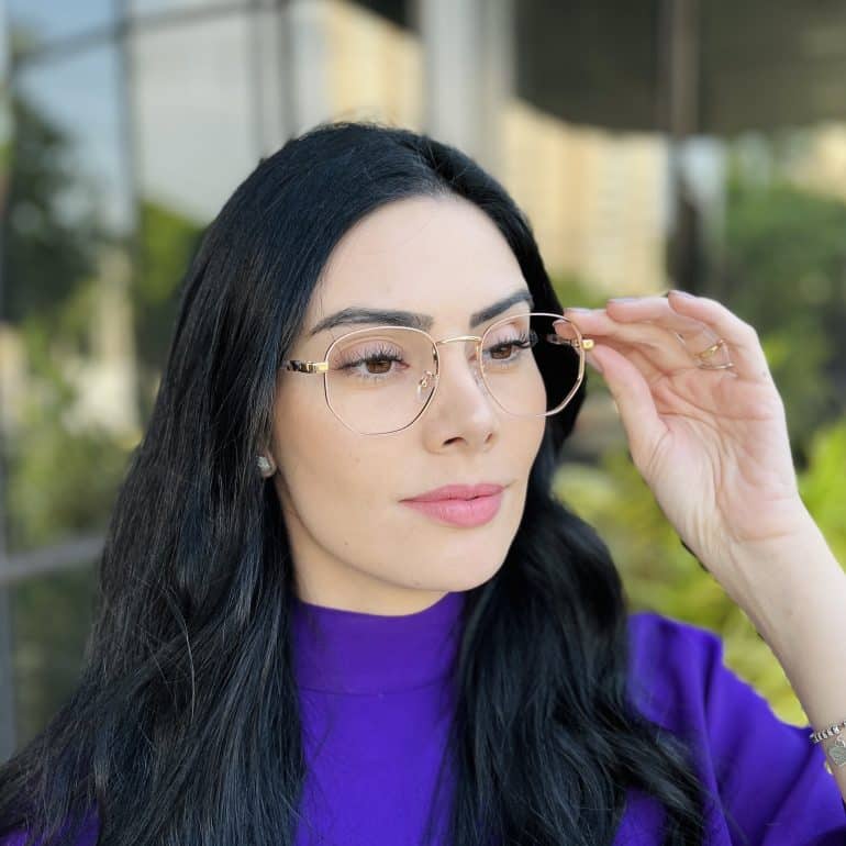 safine com br oculos de grau feminino hexagonal nude e dourado alanis 3