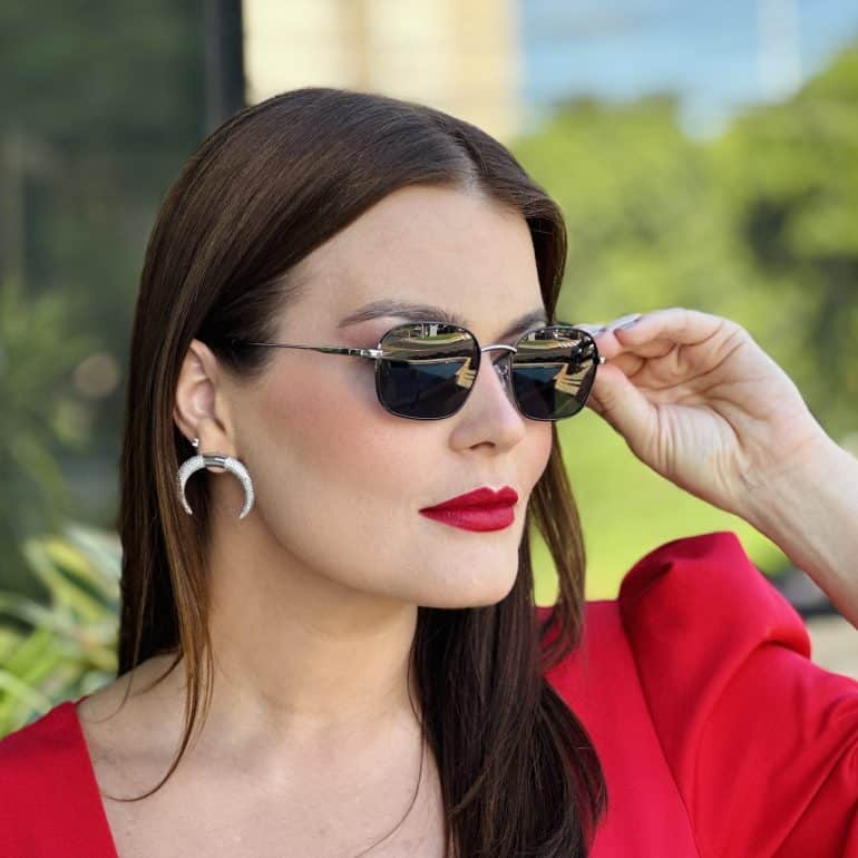 safine com br oculos de sol feminino oval preto julie 1