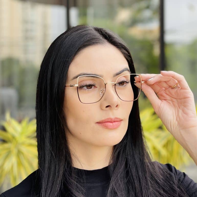 safine com br oculos de grau feminino quadrado nude e marrom yasmim 4