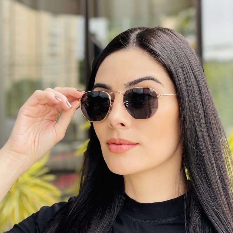 safine com br oculos de sol feminino hexagonal preto e rose camila 3