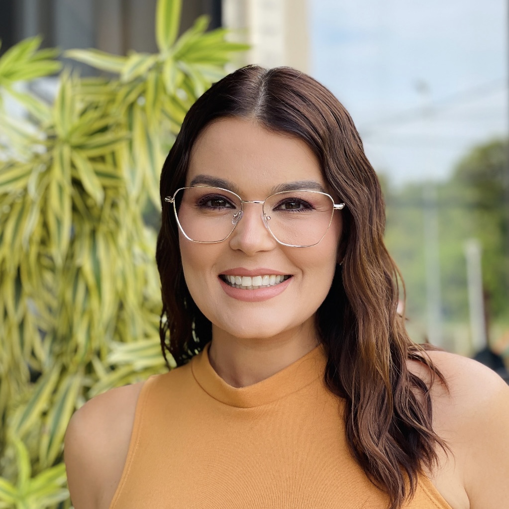 safine com br oculos de grau feminino gatinho dourado clau