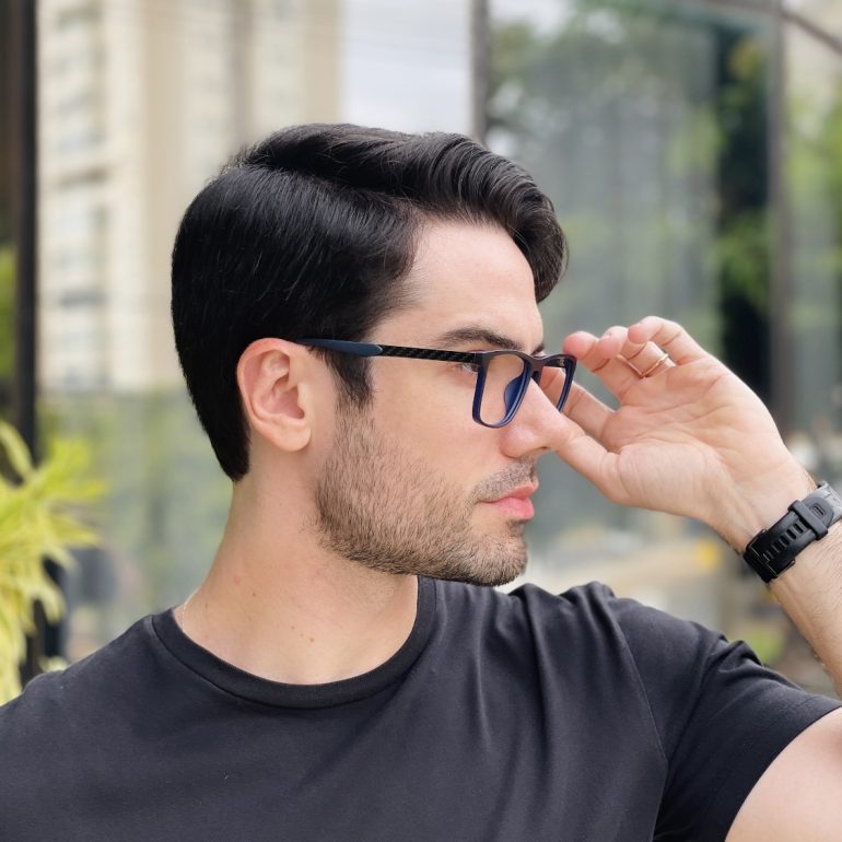 safine com br oculos de grau masculino retangular preto e azul pedro 2