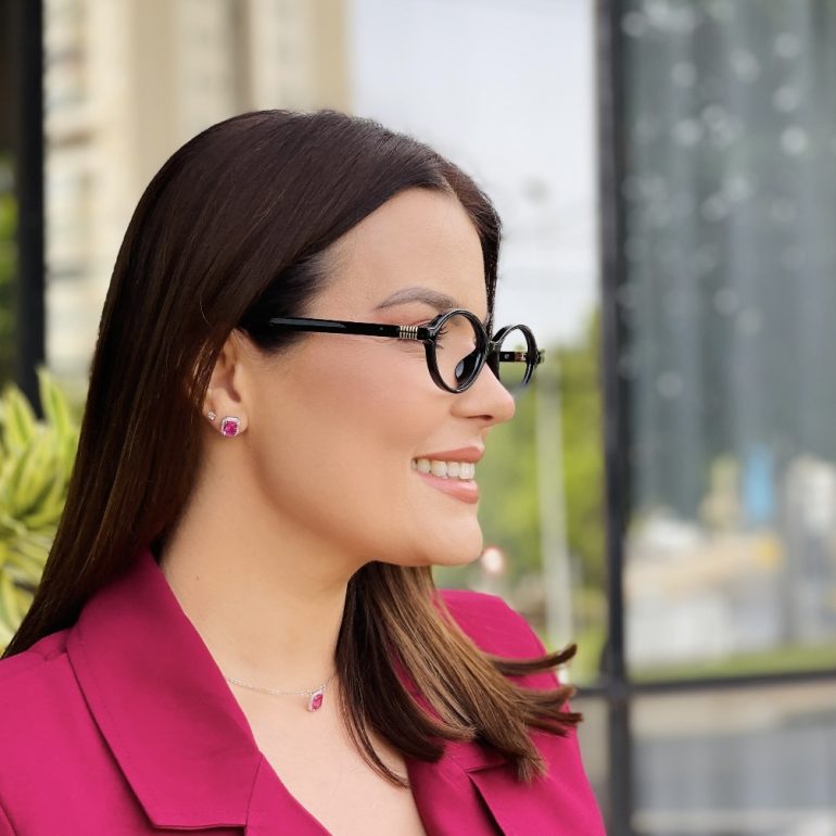 safine com br oculos de grau feminino oval preto malu 1