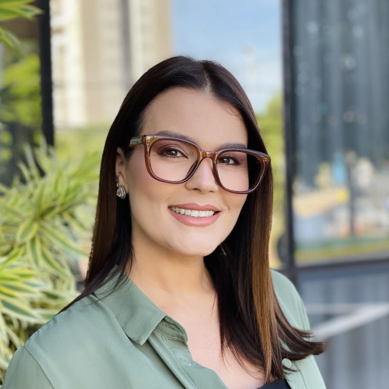 safine com br oculos de grau feminino quadrado marrom katy 4
