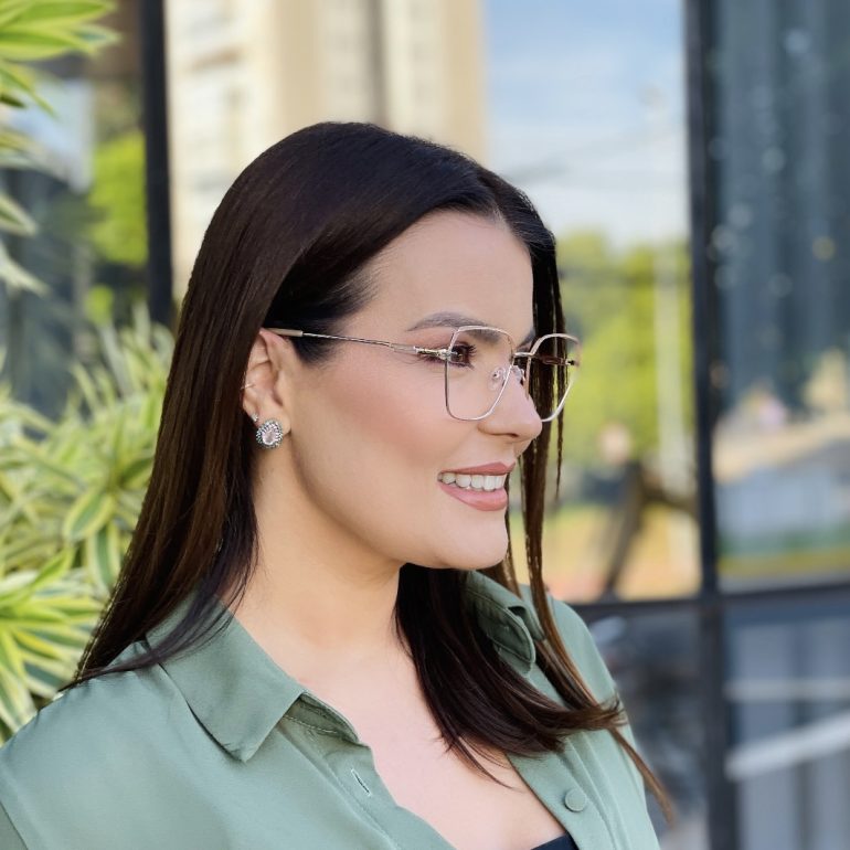 safine com br oculos de grau feminino quadrado nude thais 3