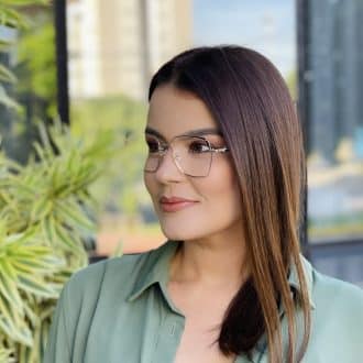safine com br oculos de grau feminino quadrado preto e dourado thais 1