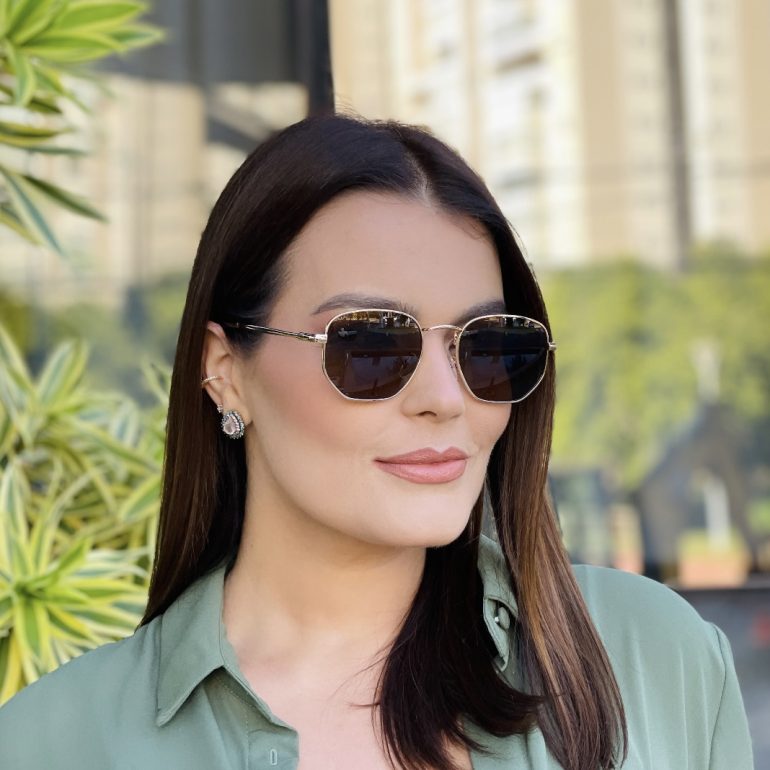safine com br oculos de sol feminino hexagonal dourado julia 1