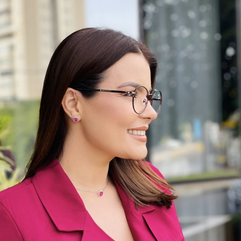 safine com br oculos de grau feminino redondo marrom gabriela 1