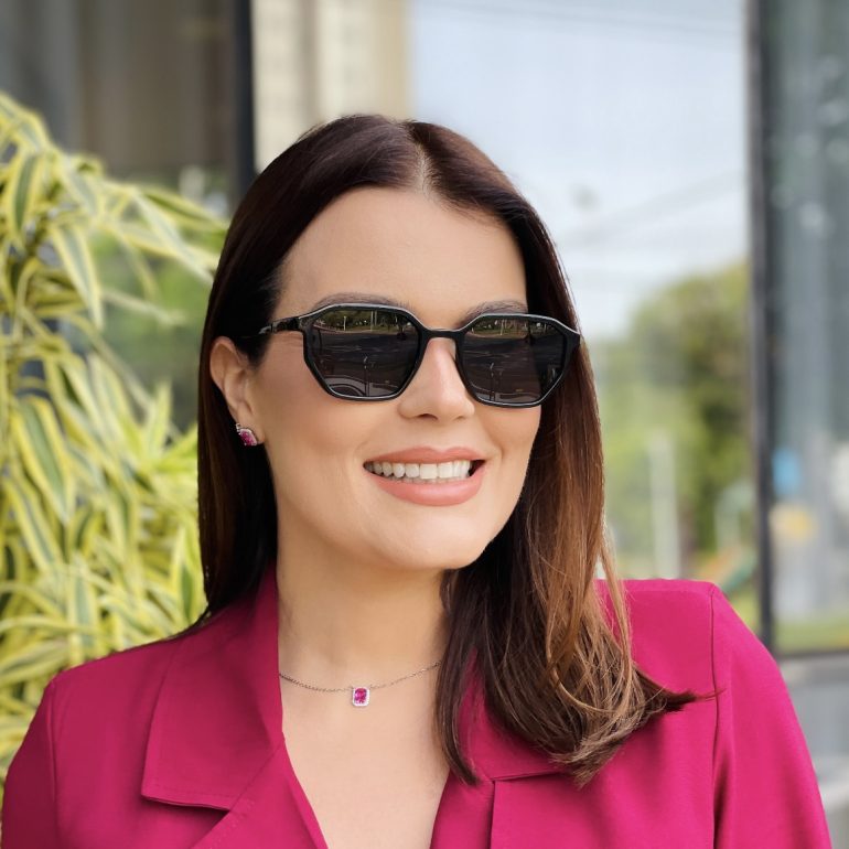 safine com br oculos de sol feminino quadrado preto mayla 2