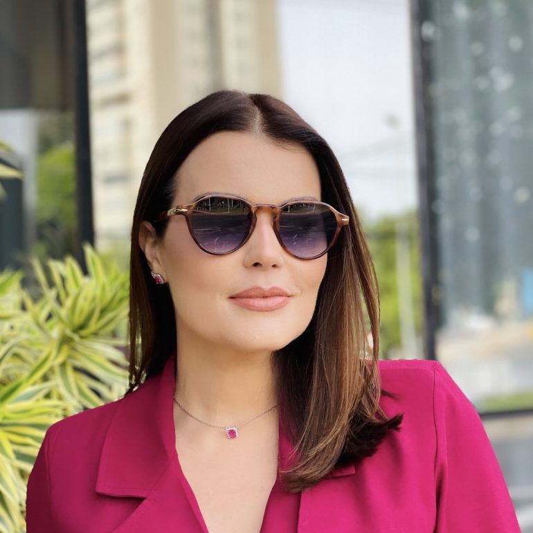 safine com br oculos de sol feminino redondo rajado charlotte 1