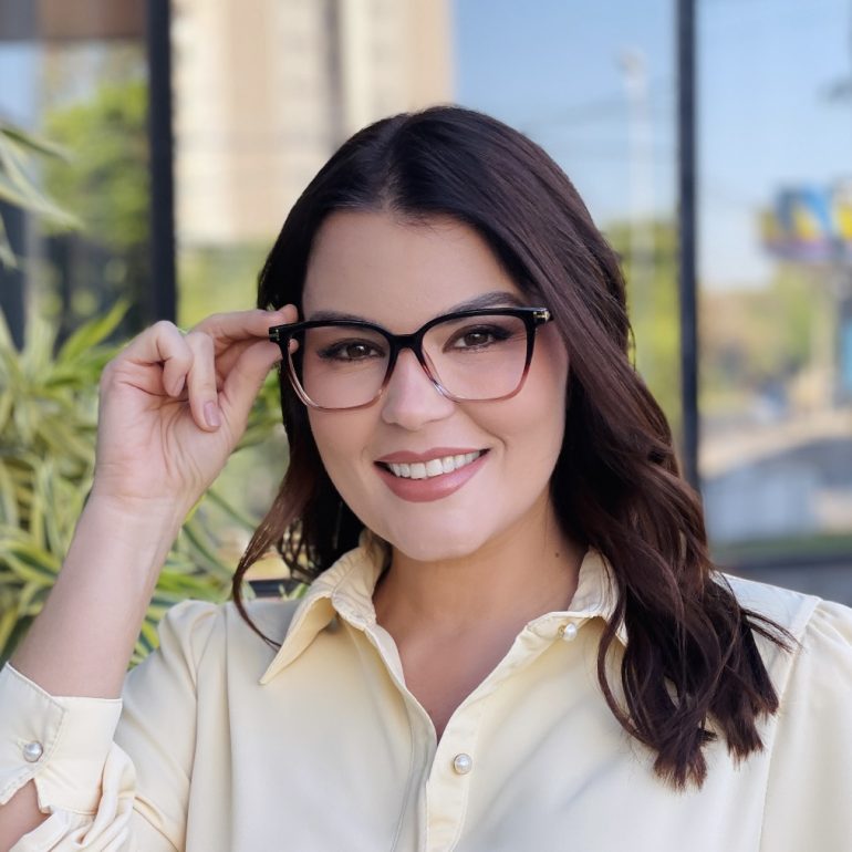 safine com br oculos de grau feminino quadrado marrom degrade clara