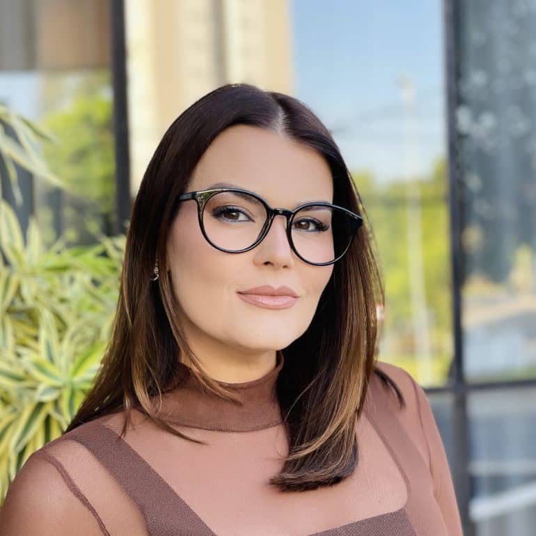 safine com br oculos de grau feminino redondo preto laura 3