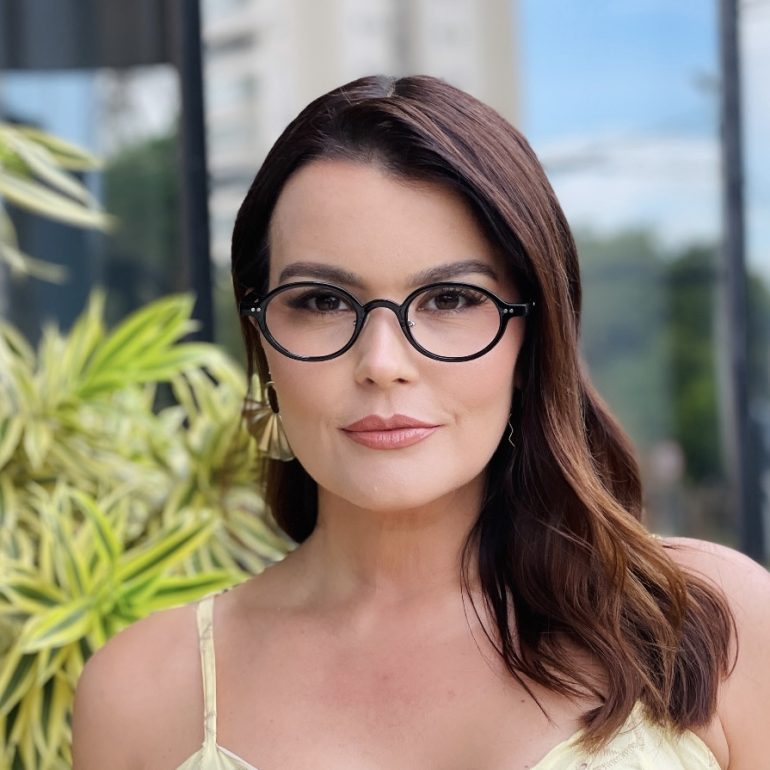 safine com br oculos de grau feminino oval preto juliette 4