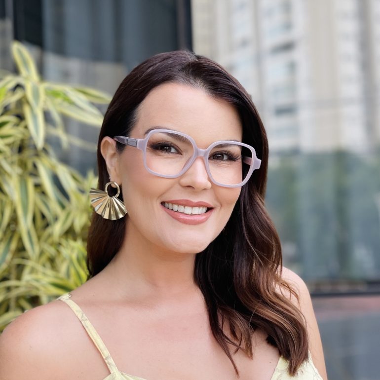 safine com br oculos de grau feminino quadrado lilas adele