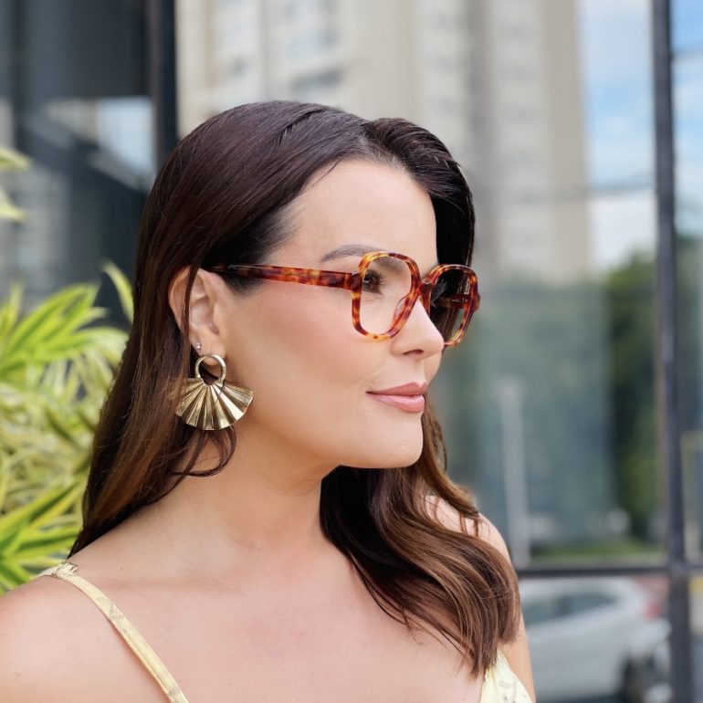 safine com br oculos de grau feminino quadrado rajado adele 2