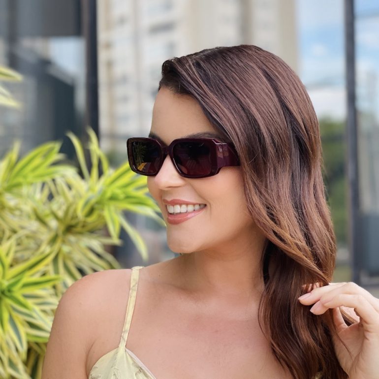 safine com br oculos de sol feminino retangular marsala virginia 1