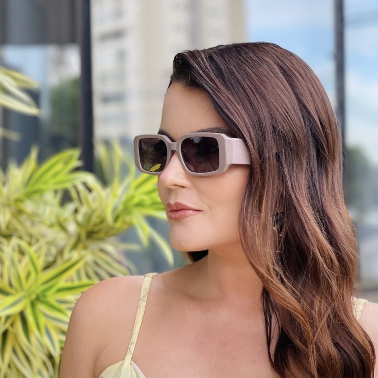 safine com br oculos de sol feminino retangular nude virginia 2
