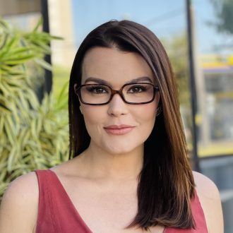 safine com br oculos de grau feminino retangular rajado micca 2 0 1