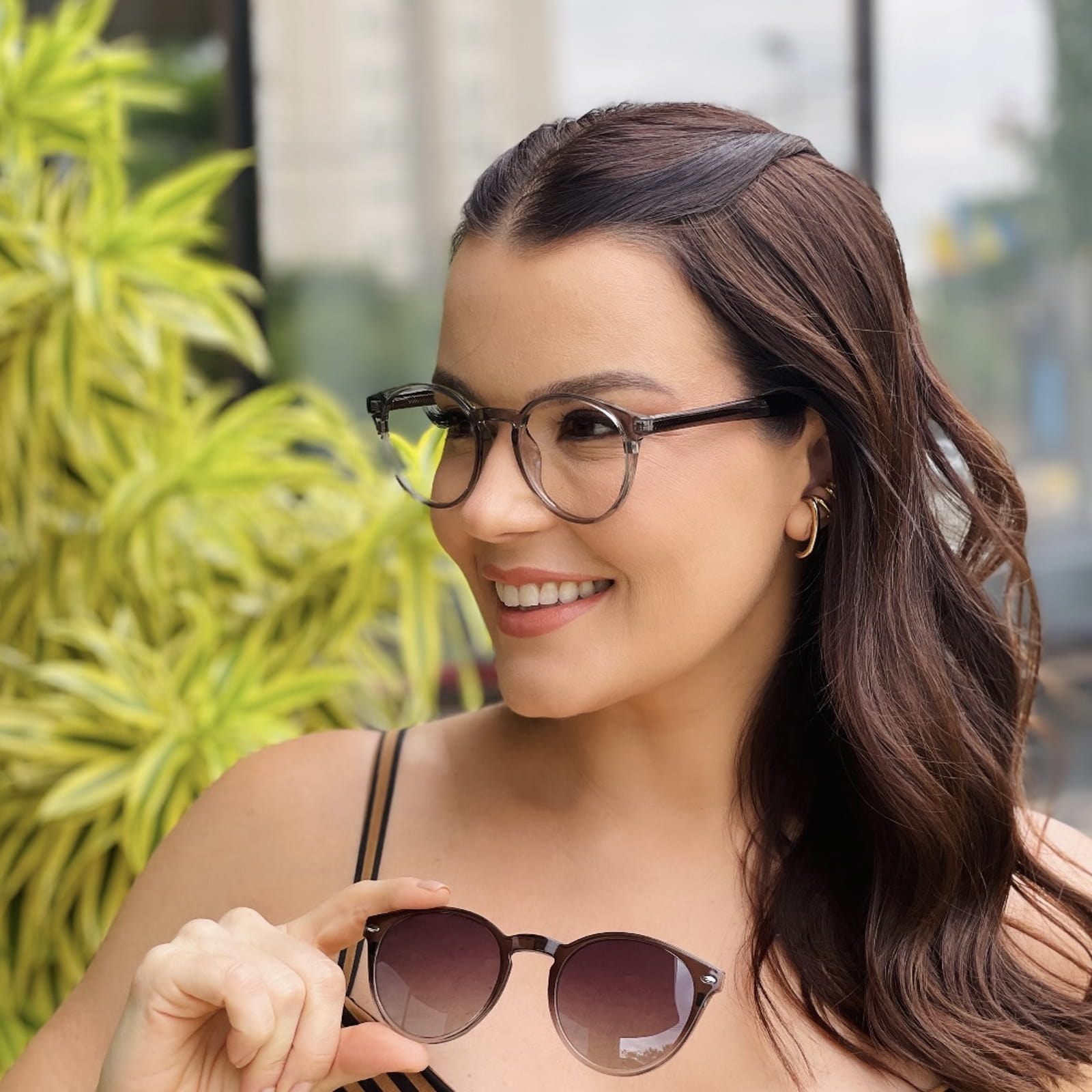 safine com br oculos 2 em 1 clip on redondo cinza transparente carol safine com br oculos 2 em 1 clip on redondo cinza transparente carol