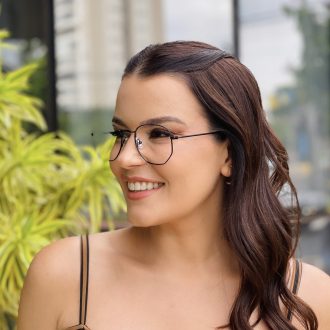 safine com br oculos de grau feminino hexagonal preto laura 2