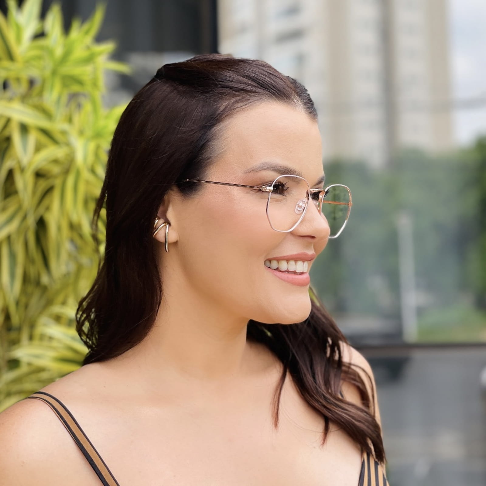 safine com br oculos de grau feminino hexagonal rose laura 2 safine com br oculos de grau feminino hexagonal rose laura 2