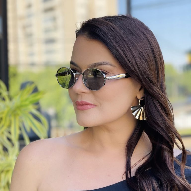safine com br oculos de sol feminino oval prata poly 1