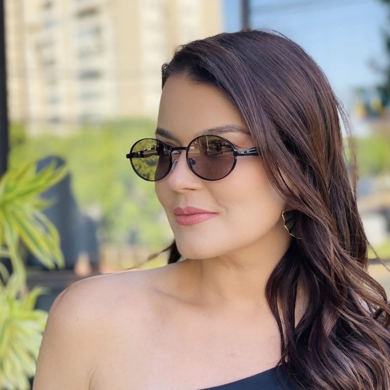 safine com br oculos de sol feminino oval preto e marrom poly 1