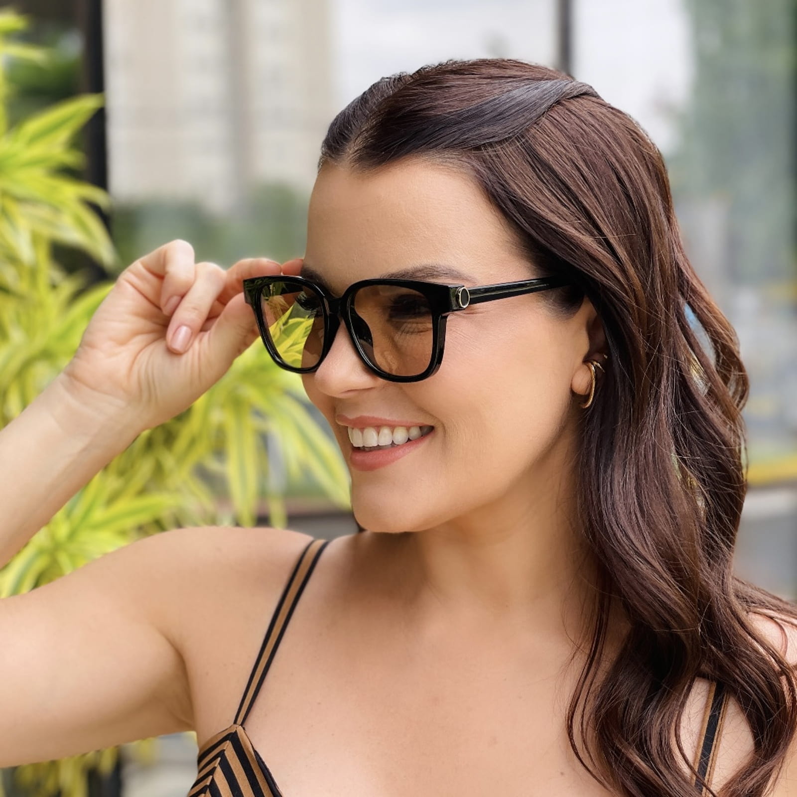 safine com br oculos de sol feminino quadrado preto e marrom nubia 1 safine com br oculos de sol feminino quadrado preto e marrom nubia 1