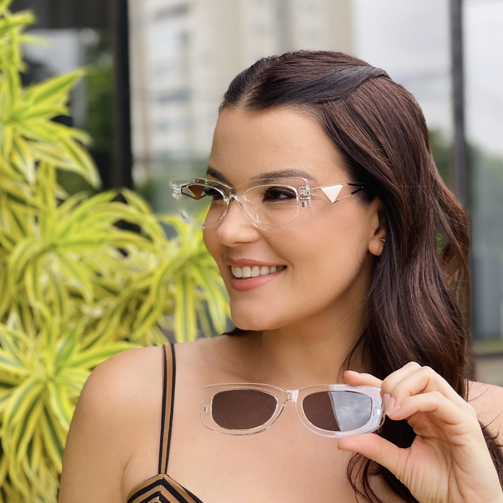 safine com br oculos feminino 2 em 1 clip on retangular transparente paty 7 safine com br oculos feminino 2 em 1 clip on retangular transparente paty 7