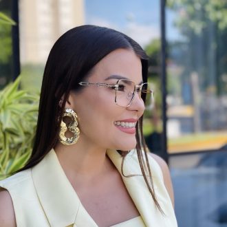 safine com br oculos de grau feminino quadrado preto sabrina 2 0 1