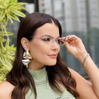 safine com br oculos de grau feminino em titanio oval prata mari 2