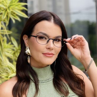 safine com br oculos de grau feminino em titanio oval preto carla 1