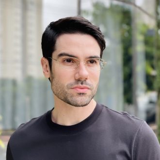 safine com br oculos de grau masculino em titanio oval dourado matteo 1