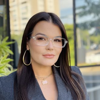 safine com br oculos de grau feminino retangular marrom thassia 2 0 7