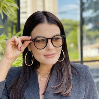 safine com br oculos de sol feminino redondo preto e marrom tami 1