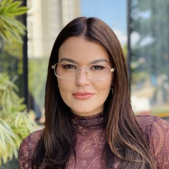 safine com br oculos de grau feminino retangular dourado naomi 2 0 5