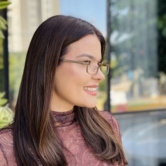 safine com br oculos de grau feminino retangular marrom naomi 2 0 2