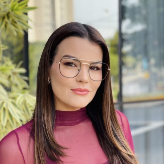 safine com br oculos de grau feminino aviador preto e dourado larissa 3